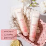 Niacinamide Whitening & Fade Spots Double-tube Face Wash - Image 5